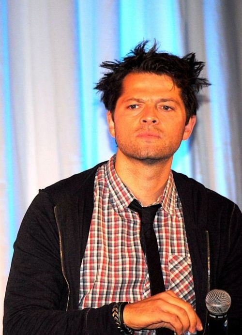 Can we take a moment to admire his hair - Misha Collins is our Queen